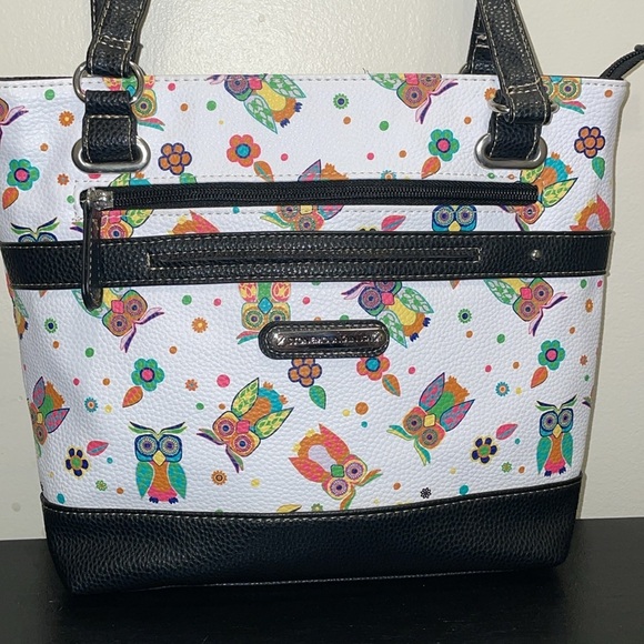 Stone Mountain Accessories White and Black Owl Tote - Picture 3 of 16